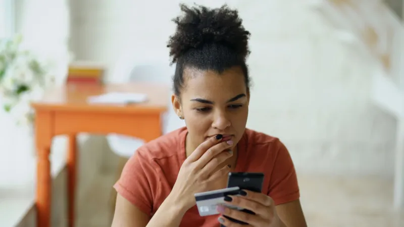 Mobile-first ou mobile-last : pourquoi votre site perd en silence des dizaines de milliers d'euros sur petit écran